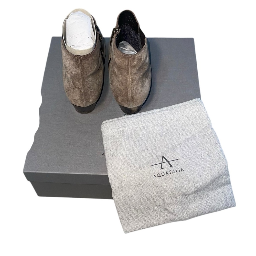 Aquatalia Faylynn Pebbled Suede Chelsea boot, made in Italy. GUC Size 6 1/2 - Picture 2 of 12